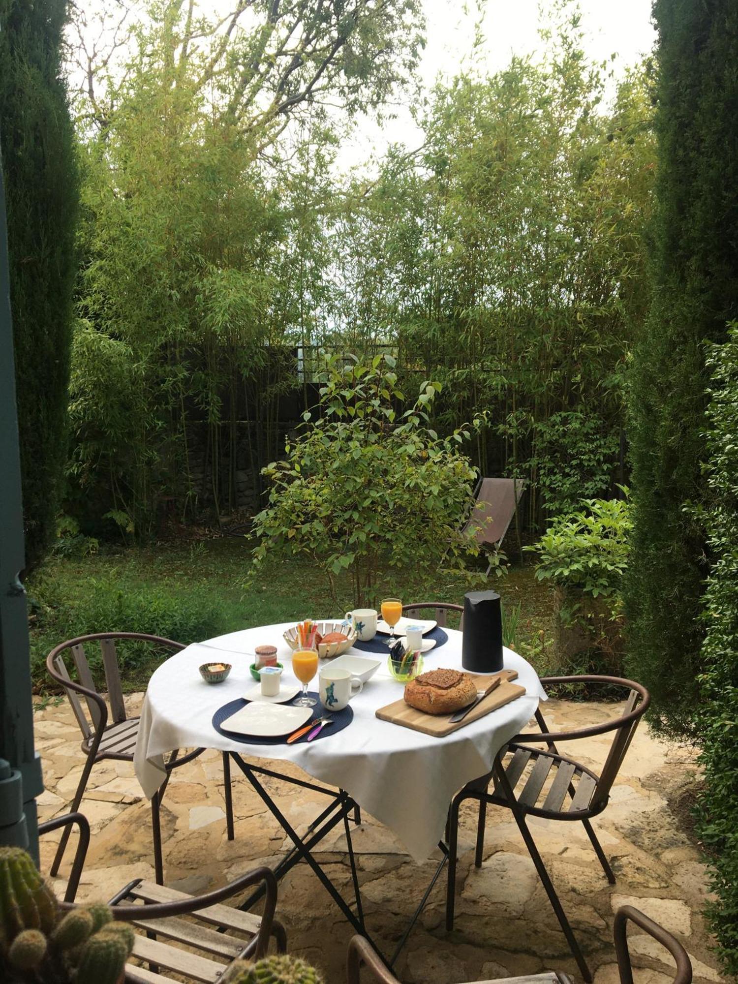 De Julie Le Jardin Frühstückspension *